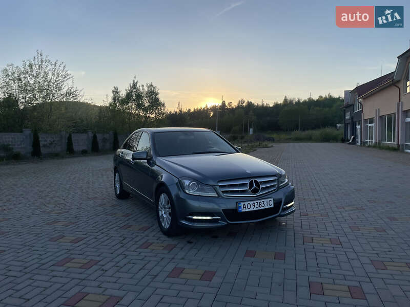 Mercedes-Benz C-Class 2012