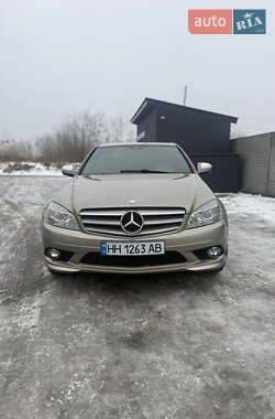 Седан Mercedes-Benz C-Class 2007 в Виннице