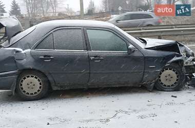 Седан Mercedes-Benz C-Class 1996 в Львове