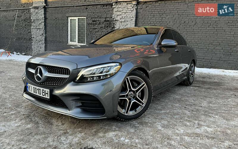 Mercedes-Benz C-Class 2019