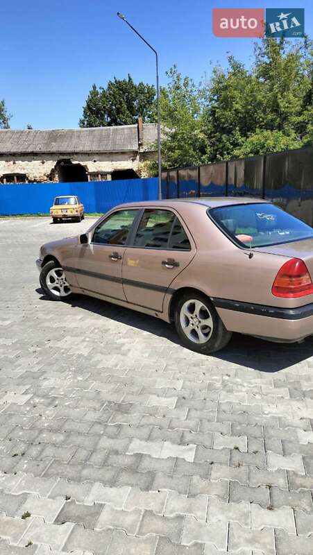 Mercedes-Benz C-Class 1994 Mercedes-Benz C-Class 1994