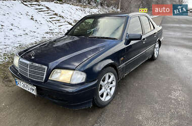 Седан Mercedes-Benz C-Class 1997 в Долине