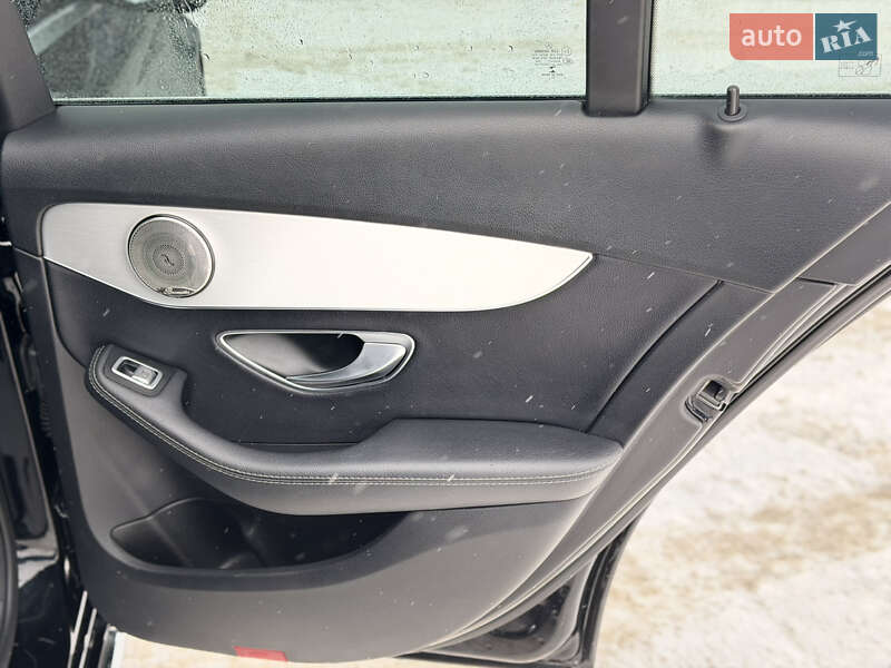 Седан Mercedes-Benz C-Class 2018 в Киеве