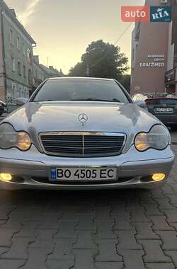 Седан Mercedes-Benz C-Class 2003 в Луцке
