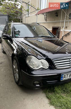 Універсал Mercedes-Benz C-Class 2006 в Івано-Франківську