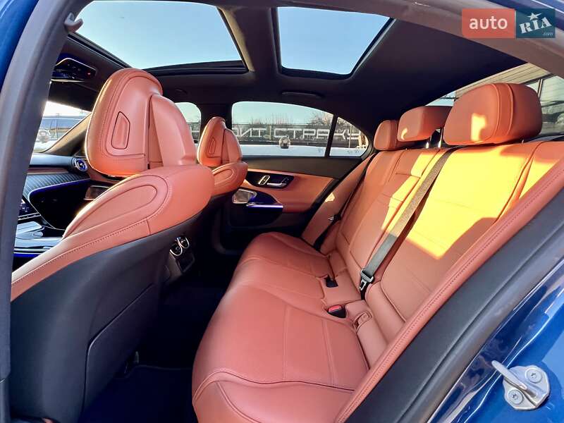 Седан Mercedes-Benz C-Class 2022 в Києві