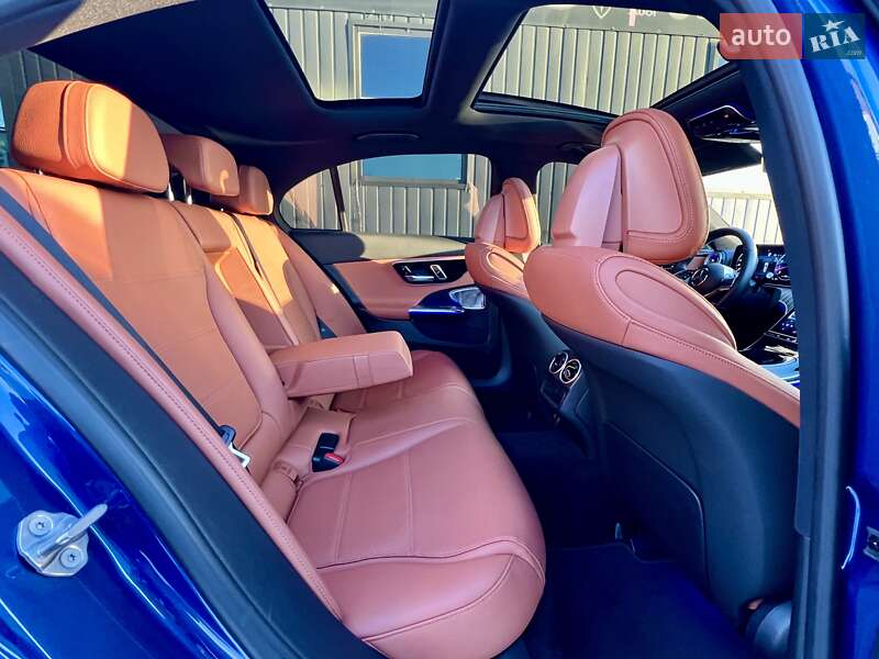 Седан Mercedes-Benz C-Class 2022 в Києві