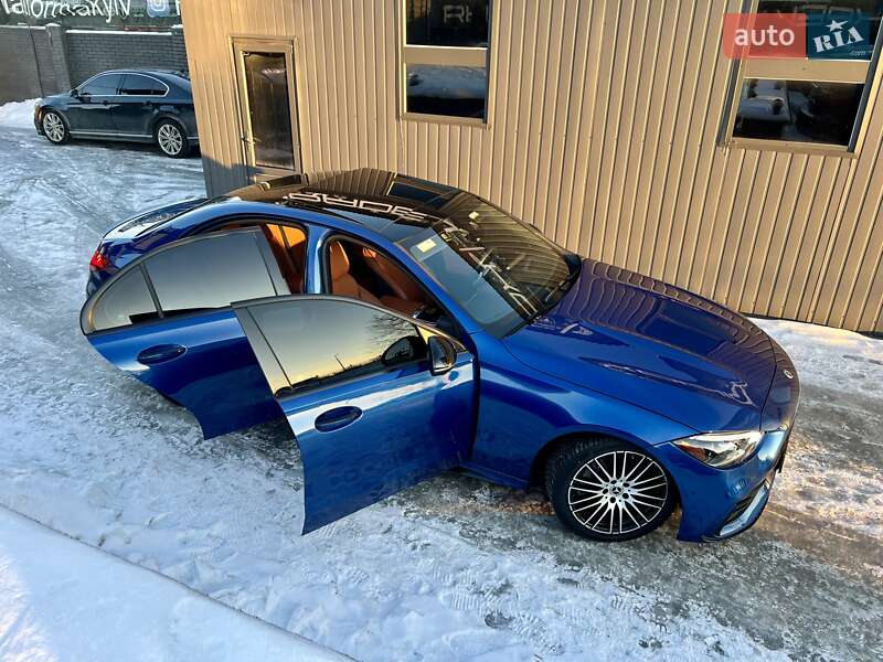Седан Mercedes-Benz C-Class 2022 в Києві