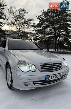 Седан Mercedes-Benz C-Class 2004 в Горішніх Плавнях