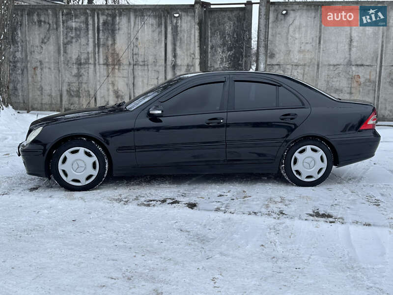 Mercedes-Benz C-Class 2006