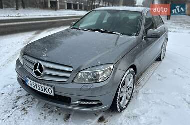 Седан Mercedes-Benz C-Class 2010 в Черкасах