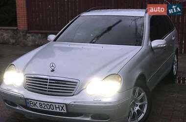 Универсал Mercedes-Benz C-Class 2001 в Сарнах