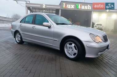 Седан Mercedes-Benz C-Class 2000 в Стрые