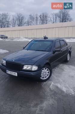 Седан Mercedes-Benz C-Class 1997 в Чернівцях