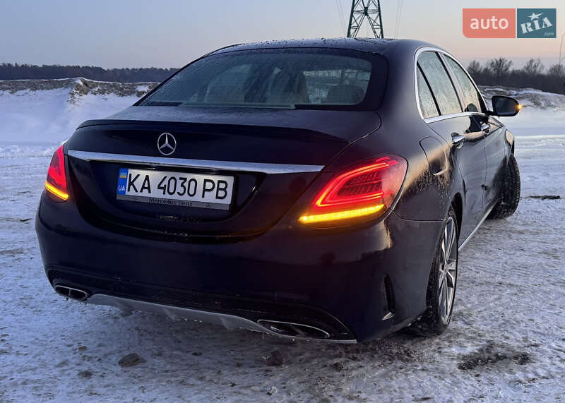 Седан Mercedes-Benz C-Class 2016 в Киеве