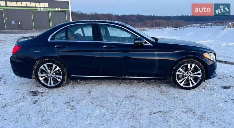 Седан Mercedes-Benz C-Class 2016 в Киеве