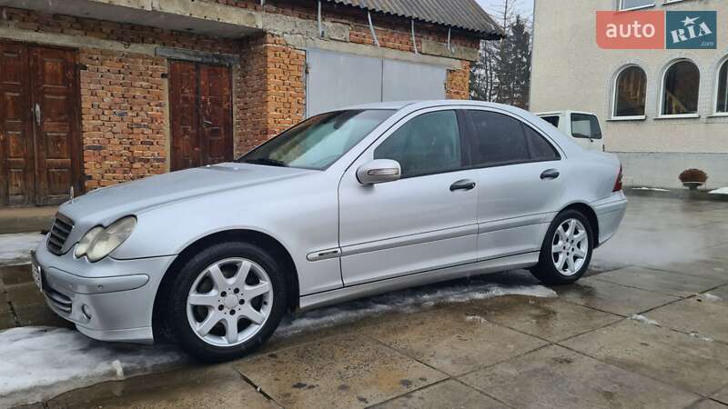 Седан Mercedes-Benz C-Class 2004 в Хмельницком