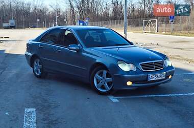Седан Mercedes-Benz C-Class 2004 в Запорожье