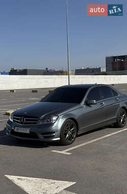 Седан Mercedes-Benz C-Class 2012 в Львові