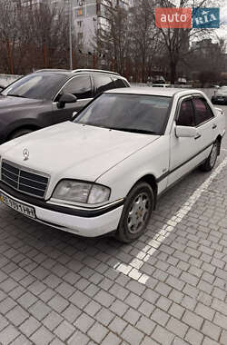 Седан Mercedes-Benz C-Class 1993 в Запорожье