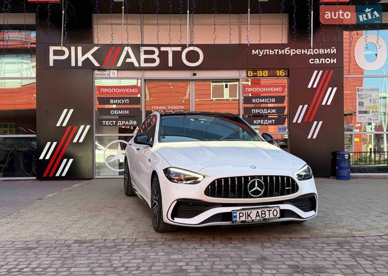 Mercedes-Benz C-Class 2024