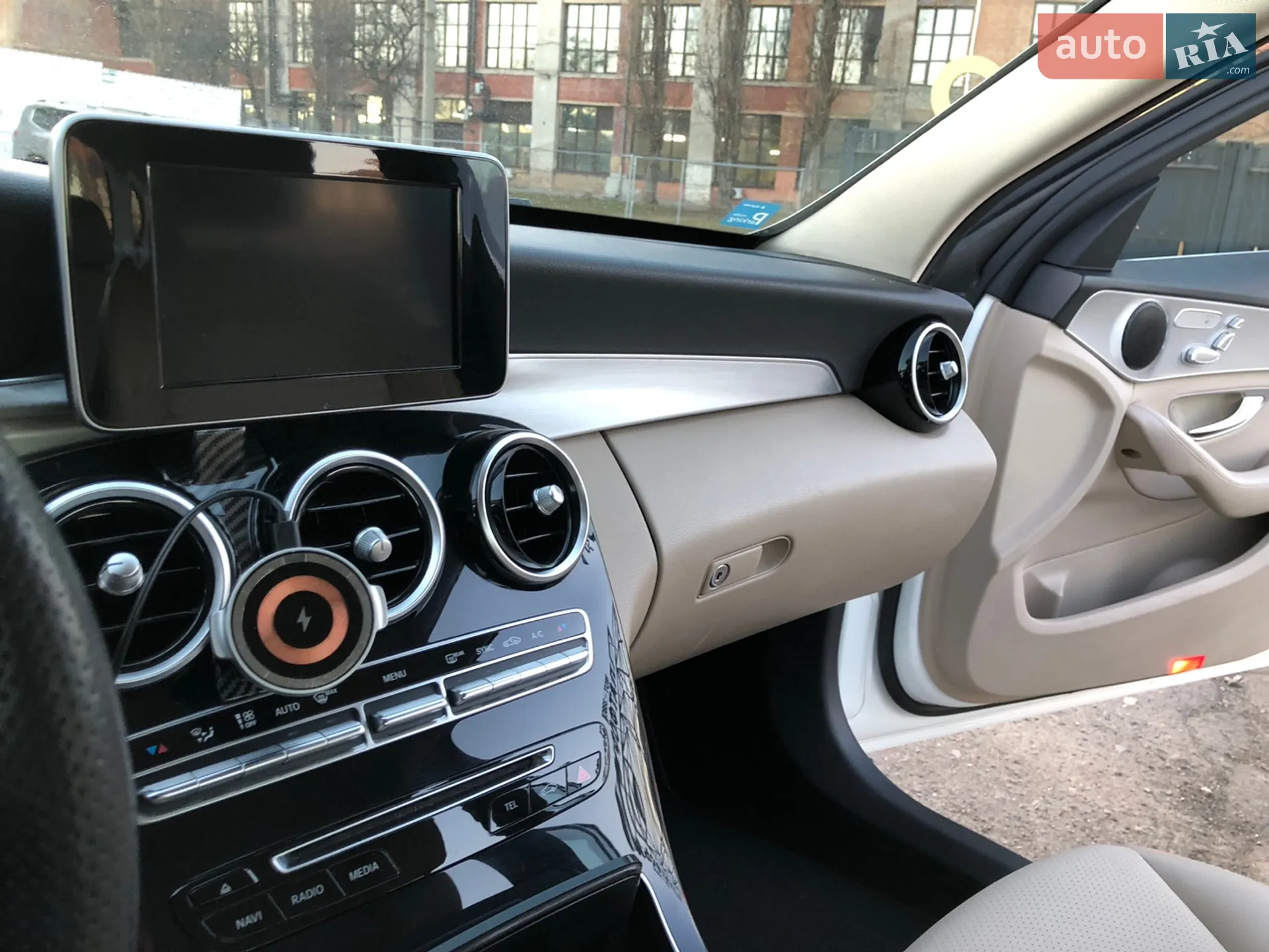 2016 Mercedes-Benz C-klasse - мініатюра 29