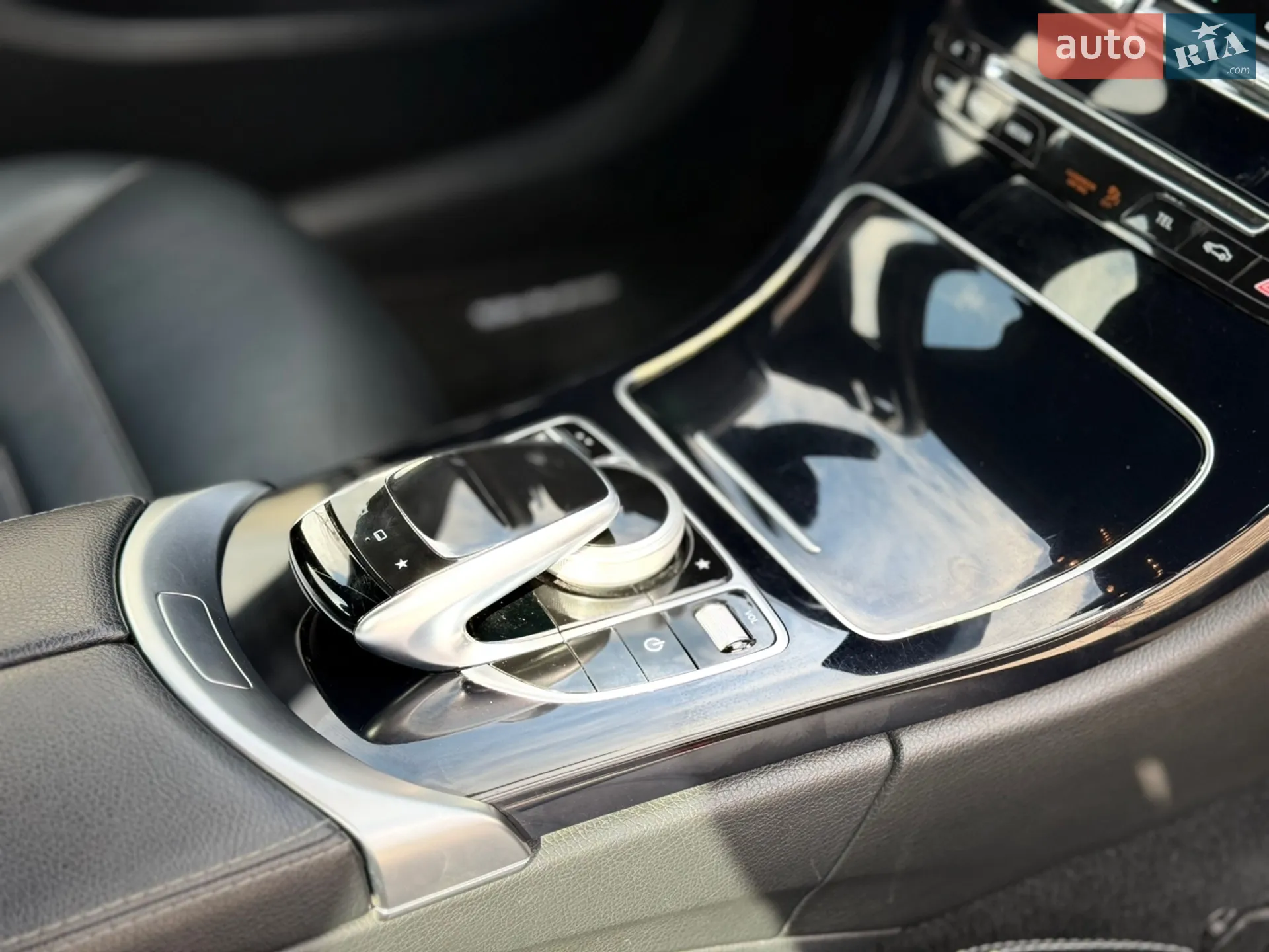 2015 Mercedes-Benz C-klasse - мініатюра 23