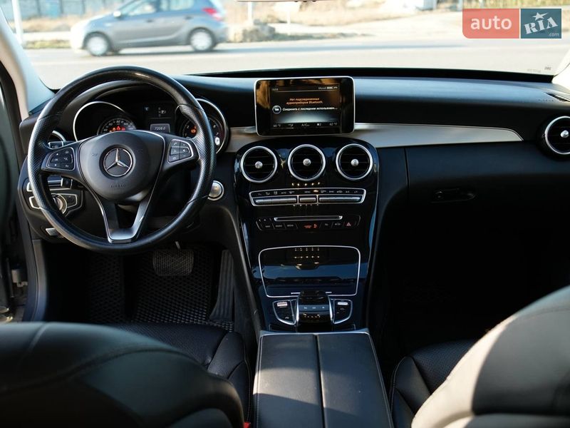 Седан Mercedes-Benz C-Class 2015 в Луцке