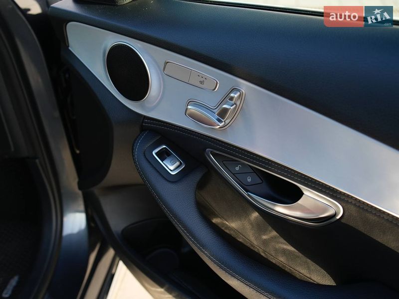 Седан Mercedes-Benz C-Class 2015 в Луцке