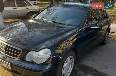 Седан Mercedes-Benz C-Class 2002 в Львове