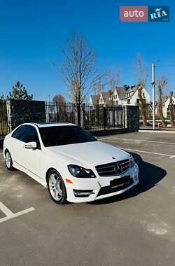 Седан Mercedes-Benz C-Class 2012 в Киеве