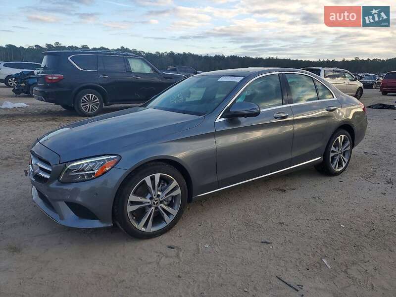 Mercedes-Benz C-Class 2021