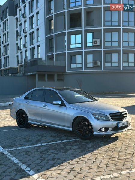 Mercedes-Benz C-Class 2010