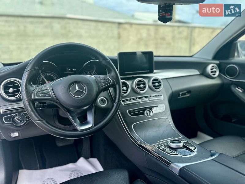 Седан Mercedes-Benz C-Class 2017 в Стрию