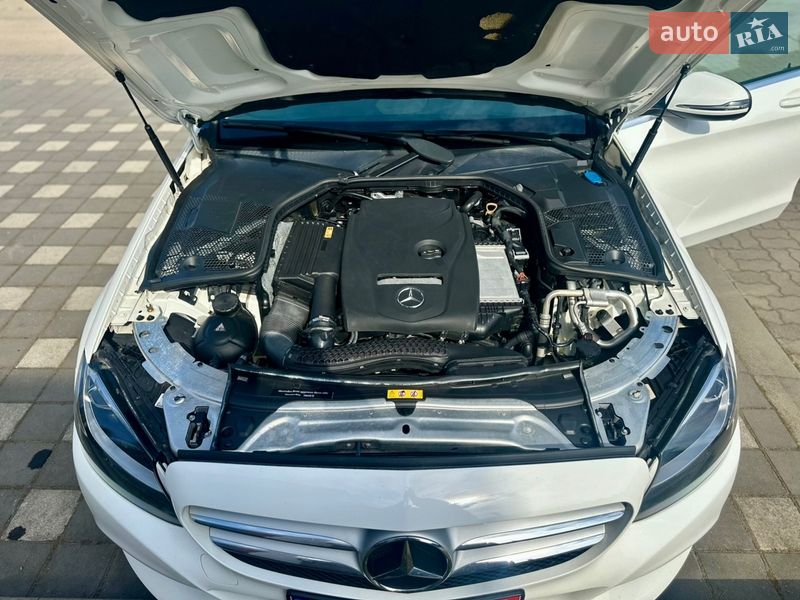 Седан Mercedes-Benz C-Class 2017 в Стрию