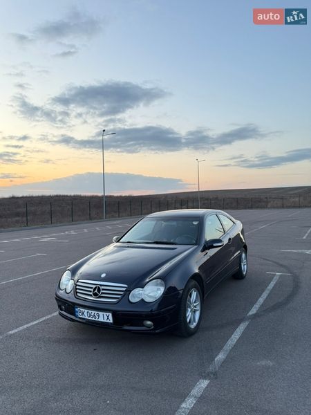 Mercedes-Benz C-Class 2003