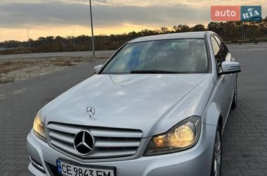 Седан Mercedes-Benz C-Class 2012 в Черновцах