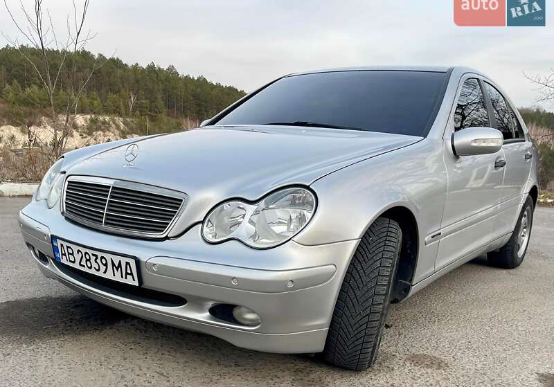 Mercedes-Benz C-Class 2002