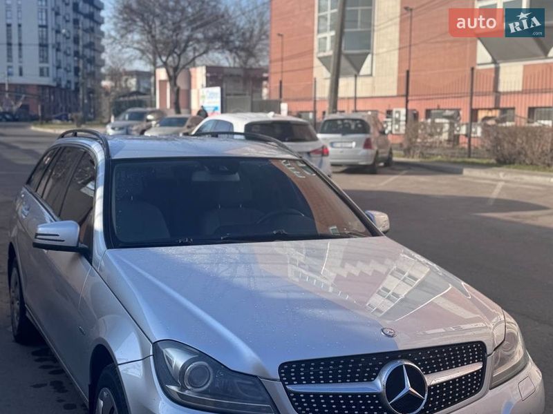 Mercedes-Benz C-Class 2012