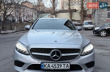 Седан Mercedes-Benz C-Class 2018 в Києві