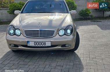 Седан Mercedes-Benz C-Class 2003 в Львові
