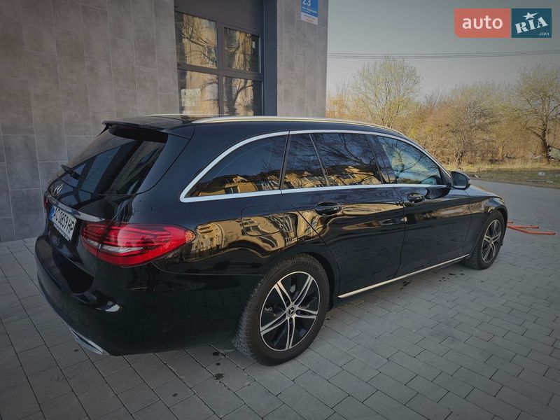 Универсал Mercedes-Benz C-Class 2019 в Львове