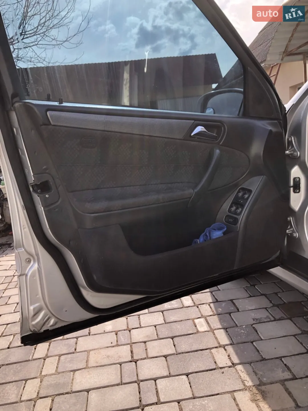 Mercedes-Benz C Class 2002 VIN WDB2030421A440014 фото оголошення 10 з 21