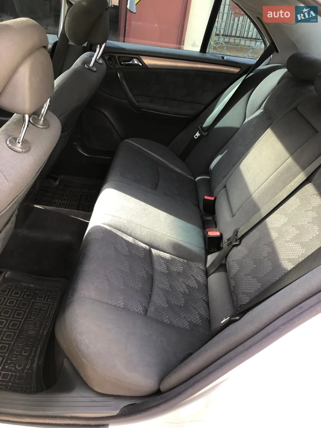 Mercedes-Benz C Class 2002 VIN WDB2030421A440014 фото оголошення 12 з 21