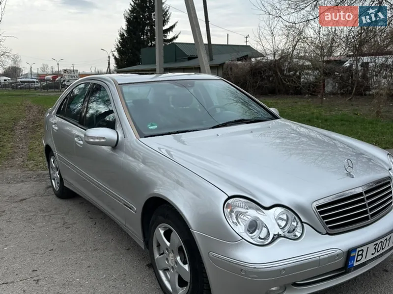 Mercedes-Benz C-Class 2003 VIN WDB2030421A534798 фото оголошення 13 з 56