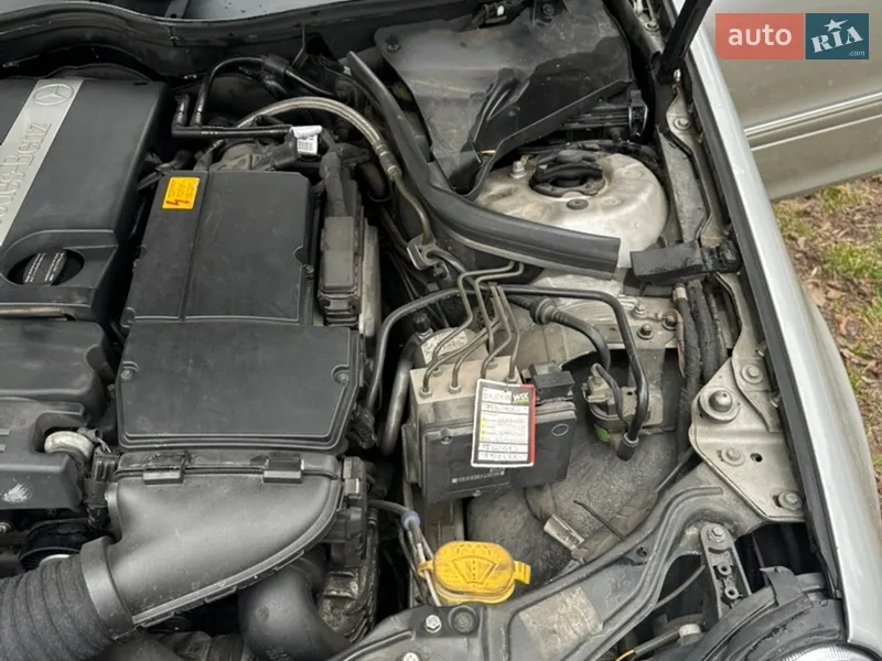 Mercedes-Benz C-Class 2003 VIN WDB2030421A534798 фото оголошення 18 з 56