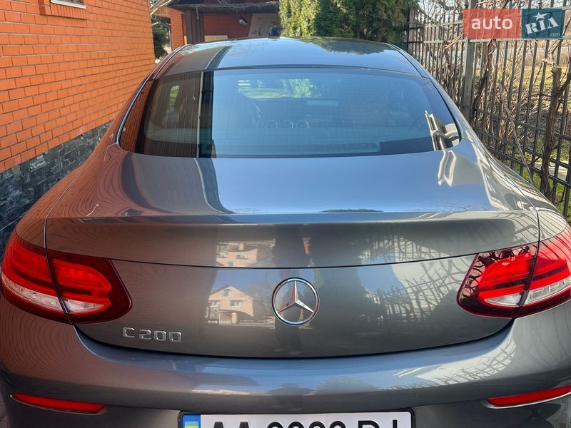 Купе Mercedes-Benz C-Class 2019 в Киеве