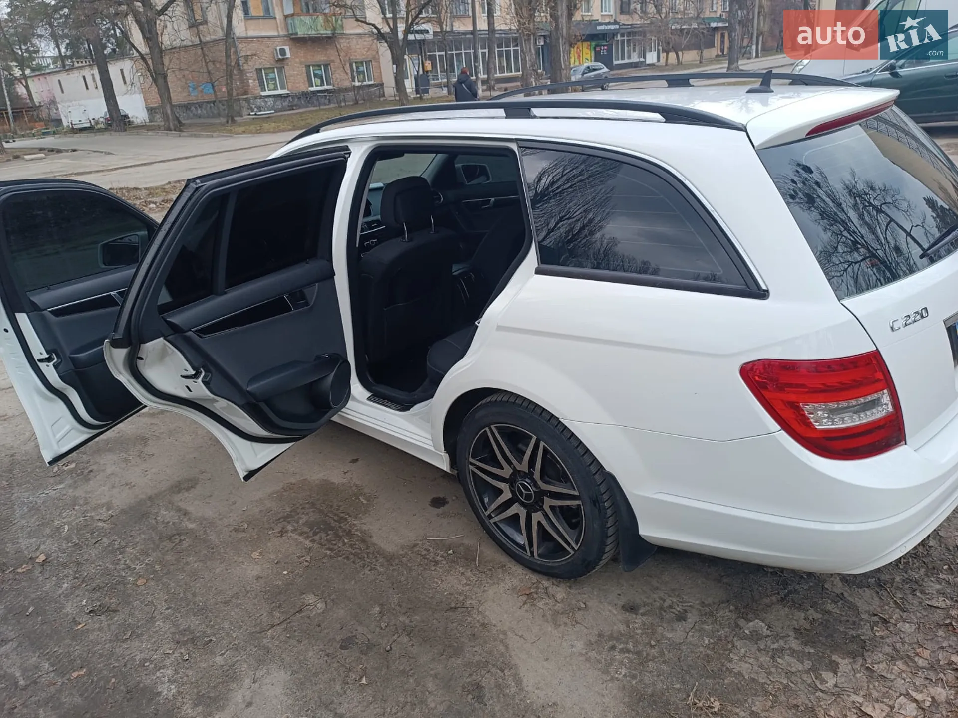 2013 Mercedes-Benz C-klasse - мініатюра 3