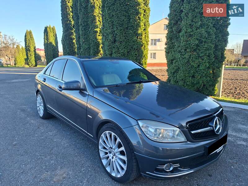 Mercedes-Benz C-Class 2008