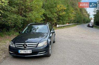Универсал Mercedes-Benz C-Class 2010 в Ивано-Франковске